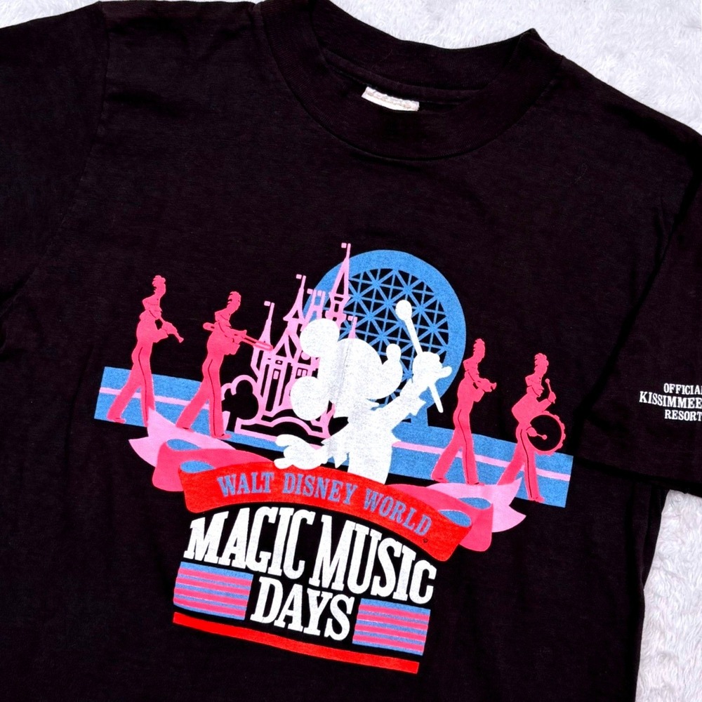 VTG 80s Walt Disney World TShirt Sz L (FIT XS) Magic Music Day Single Stitch USA